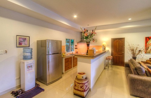 Ban Saiyuan Villa | Romanee - Comfortable 2 Br pool villa