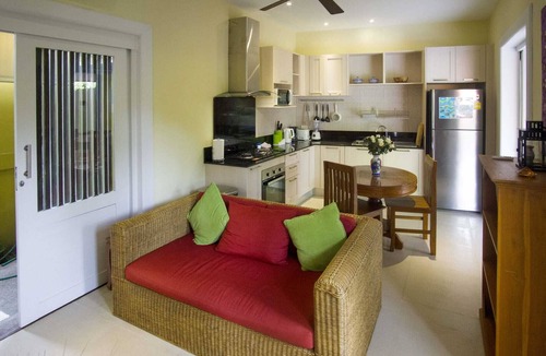 Laem Set Villa | Romantic 1 Bed Villa with Swimming Pool, jetted plunge pool and Free Transfers