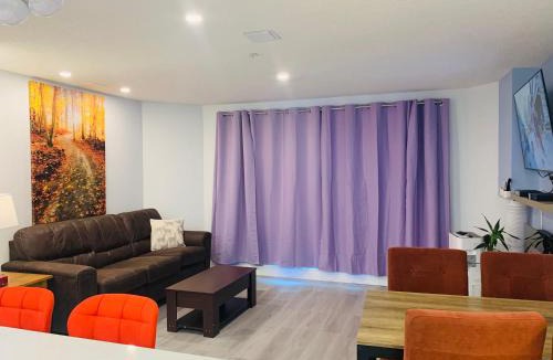 Canmore Apartment | Romantic 1-Bedroom Serviced Apartment Kitchen & AC 143