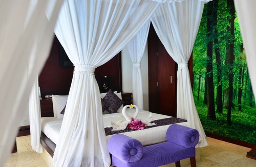 By Pass Ngurah Rai Kuta Villa | Romantic 1 BR Private Pool Villa in Kuta