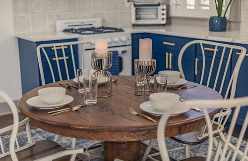 Cranesville House | Romantic 1840s Schoolhouse > Private Hot Tub > 1 Hr to Saratoga