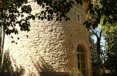 Aimargues House | Romantic 19th Century Tower + (Summer Annexe) In Own 1 Acre Near The Sea