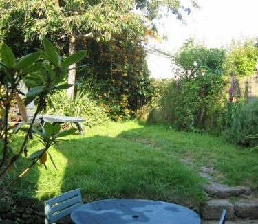 Dinan House | Romantic 400yr old Cottage