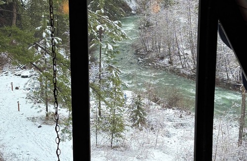 Peshastin Cabin | Romantic A-frame Cabin with Cedar Sauna, Private River and Scenic Views