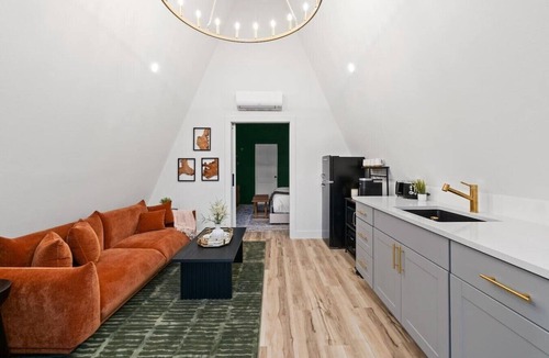 Dripping Springs Cabin | Romantic A-Frame Escape Hot Tub and King Bed