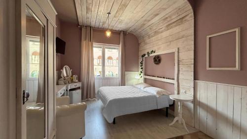 Lecco Hotel | Romantic - Affitti Brevi Italia