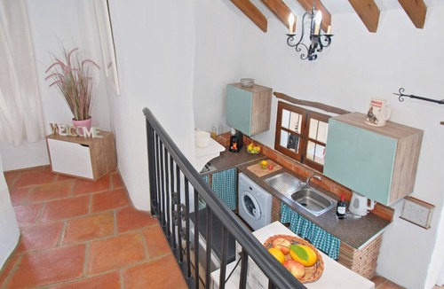 Comares Cottage | Romantic and completeley private hideaway for 2 with pool and incredible views.