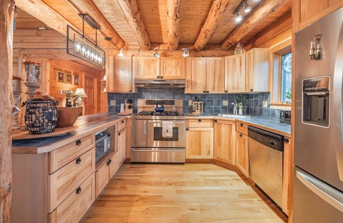 New Marlborough Cabin | Romantic and Secluded Berkshire's Gem