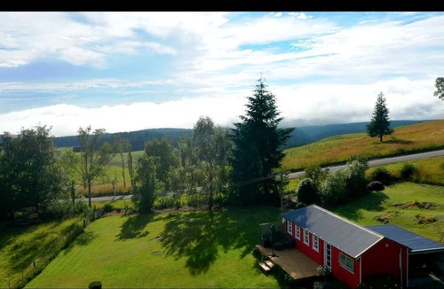 Danseys Pass House | Romantic B&B Cottage Getaway on a Farm in the Countryside near Oamaru, South Island