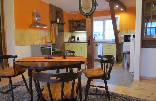Liepe Condo | Romantic barn on the meadow path