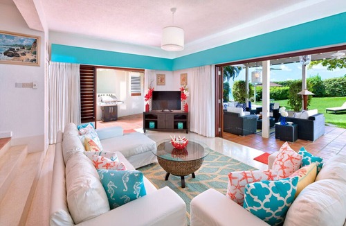 Folkestone Villa | Romantic Beachfront - Church Point 4 (2 bed)