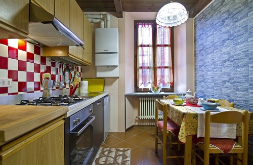 Orta San Giulio Apartment | ROMANTIC "BELLAVISTA" APARTMENT - LAKE VIEW, HISTORICAL CENTER