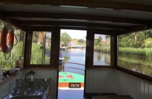 Canal Ring House | Romantic Boat in the Heart of Amsterdam