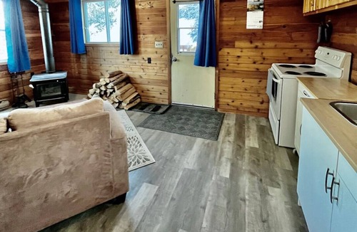 Sioux Narrows Nestor Falls Cabin | Romantic Cabin with Woodstove, Shared Hot Tub and Infrared Sauna.
