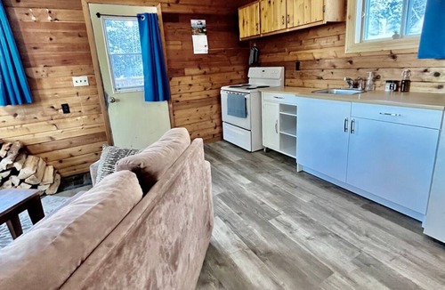 Sioux Narrows Nestor Falls Cabin | Romantic Cabin with Woodstove, Shared Hot Tub and Infrared Sauna.