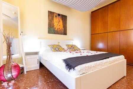 Gianicolo Apartment | Romantic & Comfy Apartment Monteverde