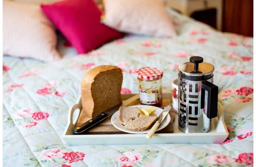 Birdham Ski Chalet | Romantic Cosy Hygge Shepherd Hut Hideaway set in our Orchard