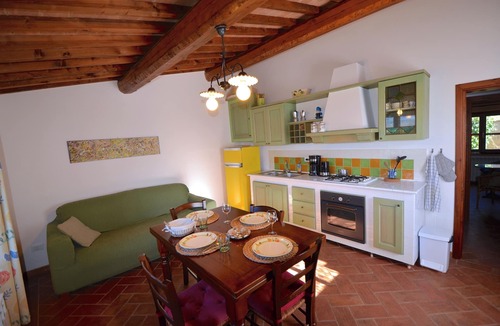 Montescudaio Cottage | Romantic cottage, cared for and comfortable, near the seaside and the village