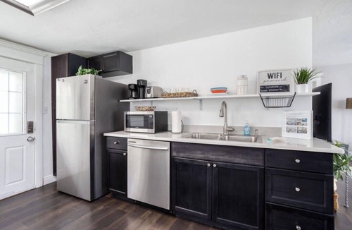 Varnum Park Cottage | Romantic Cottage