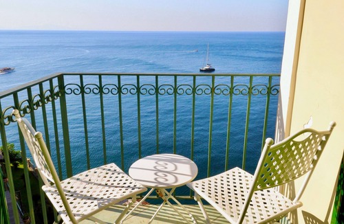 Ravello Villa | Romantic cottage, wide terrace overlooking the sea.