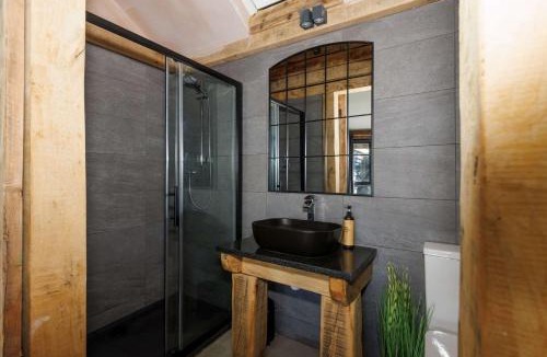 Chichester Ski Chalet | Romantic Countryside Lodge with Hot Tub