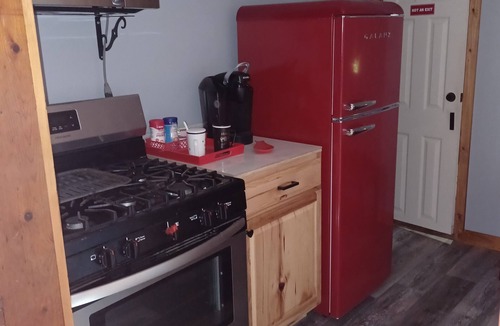 Wales Center Bed & Breakfast | Romantic couples bed & breakfast in secluded Strykersville NY