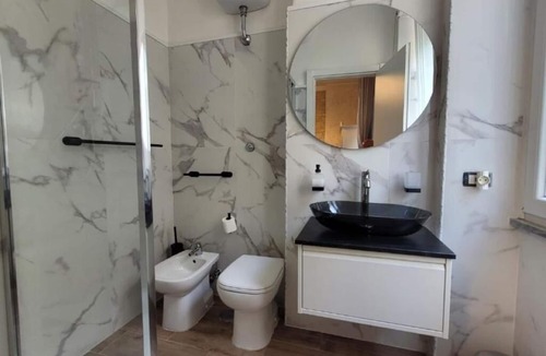 San Giovanni House | RomAntic Dreams: Double Room with Private Bathroom