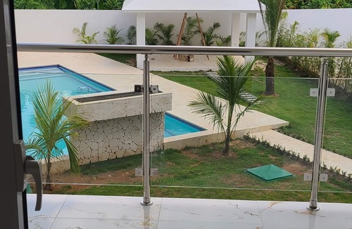 La Ceiba Condo | Romantic family friendly condo 5 min from beautiful Playa Bonita
