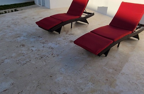 La Ceiba Condo | Romantic family friendly condo 5 min from beautiful Playa Bonita