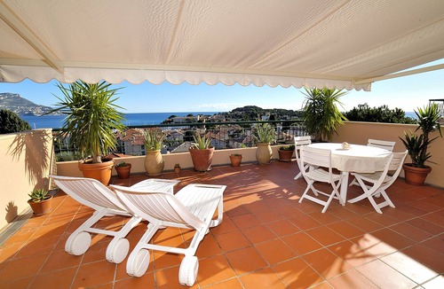 Cap-Ferrat Apartment | Romantic Apartment with Amazing SEA VIEW WI-FI & PARKING