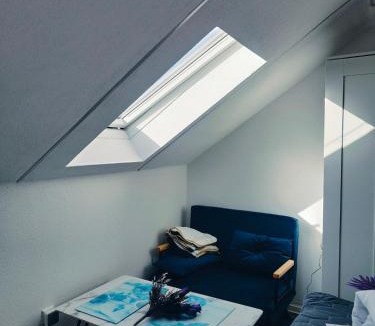 Mogglingen Apartment | Romantic getaway - Bathtub for 2 - Netflix