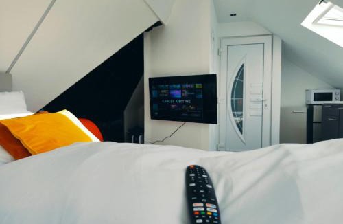 Mogglingen Apartment | Romantic getaway - Bathtub for 2 - Netflix