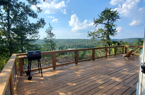 Cotter Cabin | Romantic GLAMPING w Vista Views of WHITE RIVER