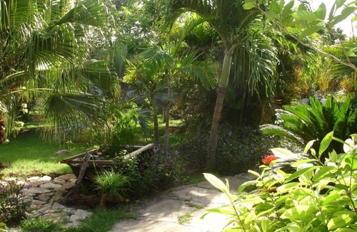 Jennings Cottage | Romantic Hideaway - Caribbean-styled cottage in lush tropical gardens