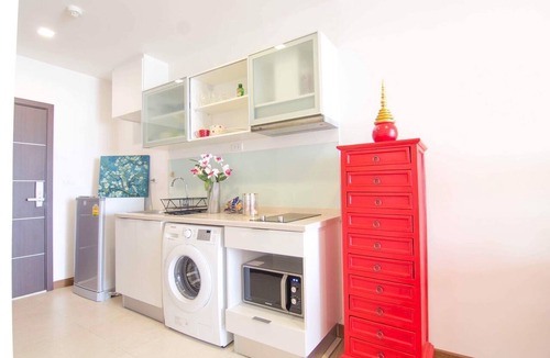 Chang Khlan Apartment | Romantic Honeymoon Siam Suite, Central Chiang Mai