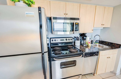 Downtown Myrtle Beach Apartment | Romantic Honey Moon Suite, Direct Oceanfront,Pools
