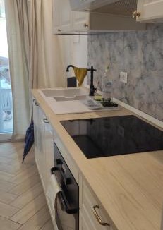 San Donato Apartment | Romantic house posto auto aria condizionata
