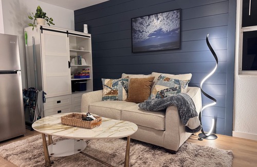 Lenox Park Apartment | Romantic-Intimate-Adorable