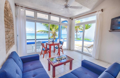Akumal Condo | Romantic King Studio Suite - Del Sol Beachfront