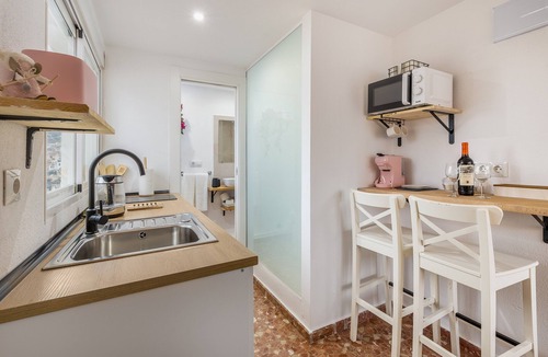 Guejar Sierra Apartment | Romantic Nest with Sierra Nevada Views and Stunning Sunsets