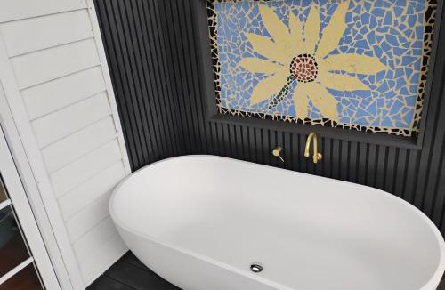 Stanwell Tops House | Romantic Ocean View Studio at Stanwell Tops
