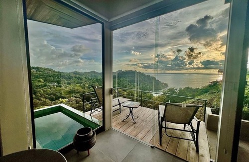El Cerro Villa | Romantic Ocean View One bedroom Villa