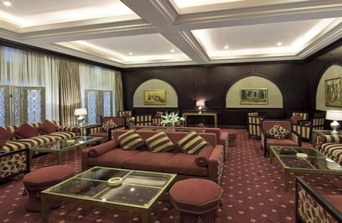 Al Aqah Hotel | Romantic Ocean Views Getaway Close to Snoopy Island Adventures and Local Gems