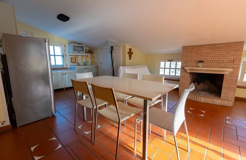 Sant'Omero Apartment | ROMANTIC PENTHOUSE 7 BEDS