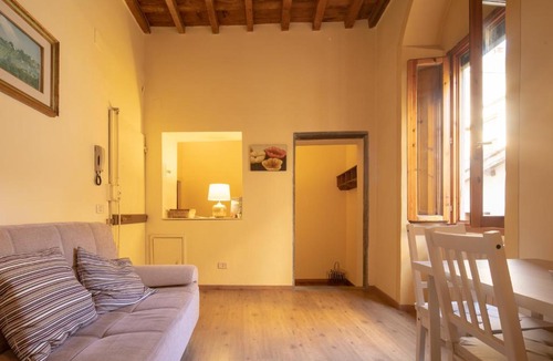 Oltrarno Apartment | Romantic Pitti by Mmega