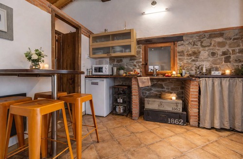 Santa Maria Apartment | Romantic place with Jacuzzi, fantastics mountain Views And Fireplace
