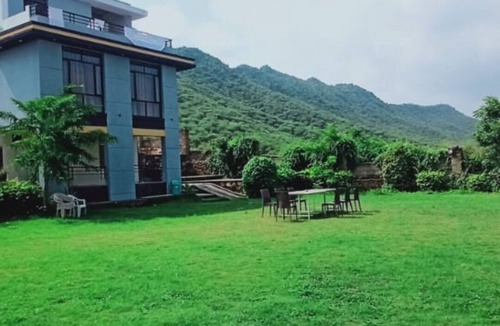 Udaipur Villa | Romantic Pool Villa In Udaipur