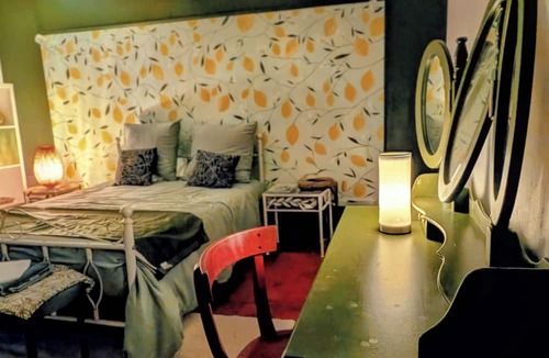 Pexiora Bed & Breakfast | Romantic room in a presbytery with private spa near Carcassonne