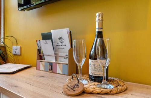 Cardinham Apartment | Romantic, secluded cottage in Cardinham Woods, Cornwall