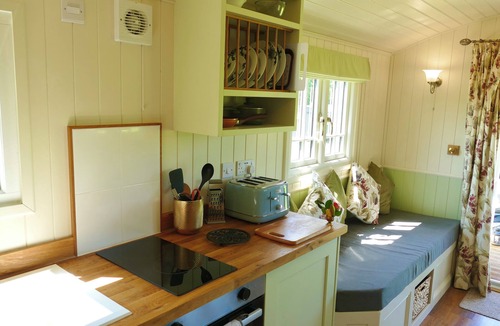 Pentrefelin Cabin | Romantic Shepherd's Hut with hot tub. Ultimate Luxury experience.